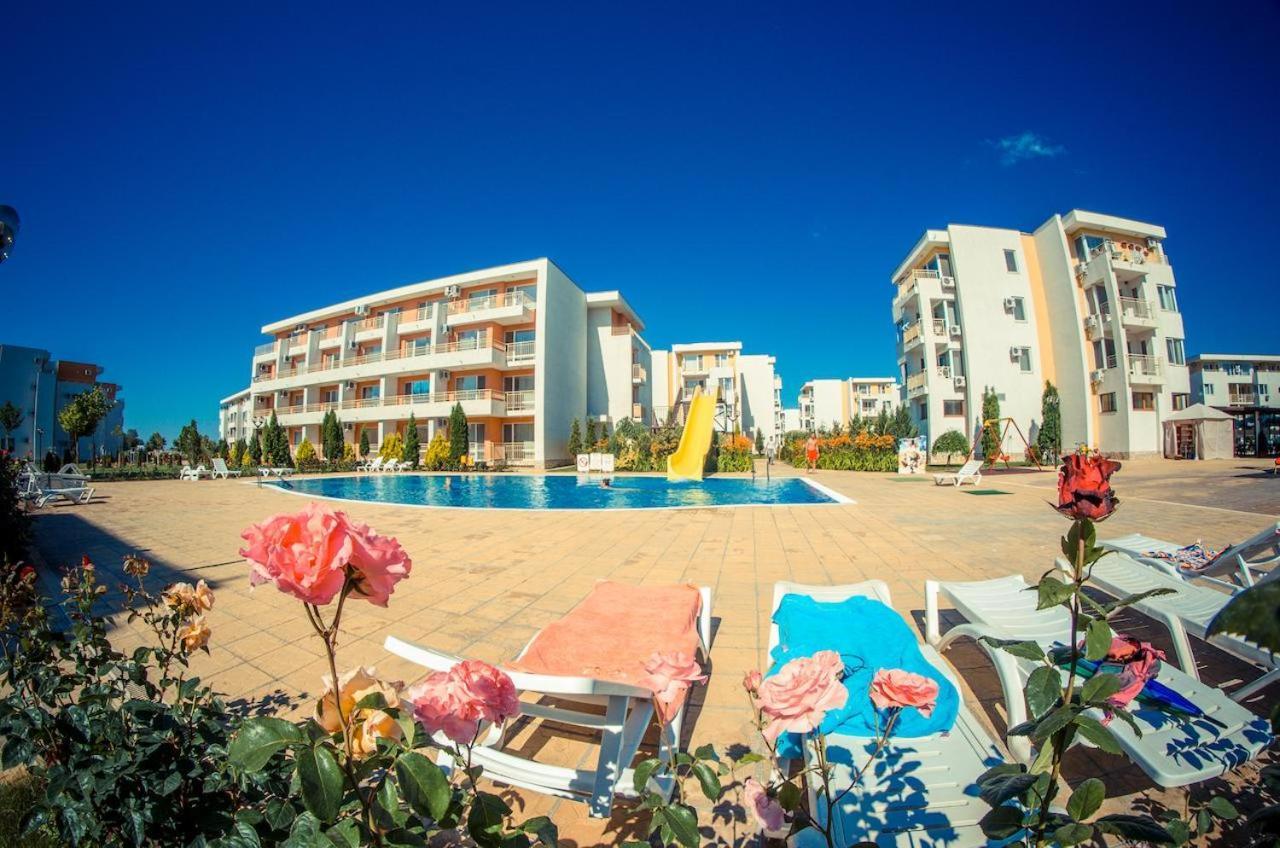 Nessebar Fort Club - Prestige Apartments Sunny Beach Exterior foto